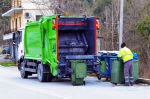 Clean Homes, Clean Planet: Professional Residential Waste Management Services